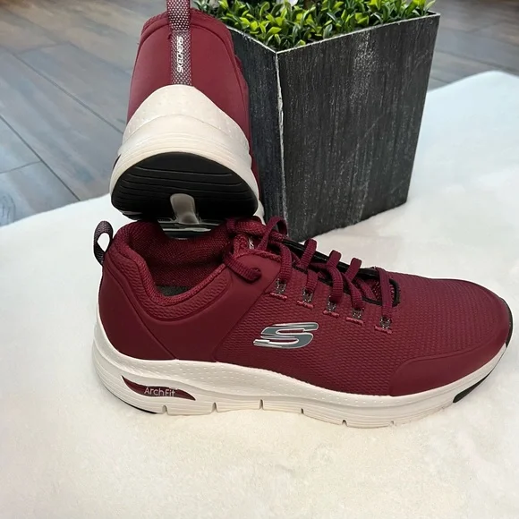 Skechers Men's Arch Fit Titan Sneakers Burgundy Size 8.5 - Picture 7 of 16